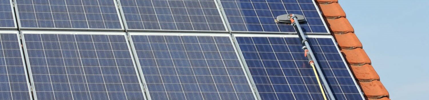 Nettoyage de panneaux solaires photovoltaïques et thermiques